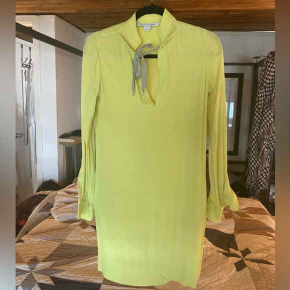 Silk Diane von Furstenburg shirt dress w/pockets! - Picture 1 of 8